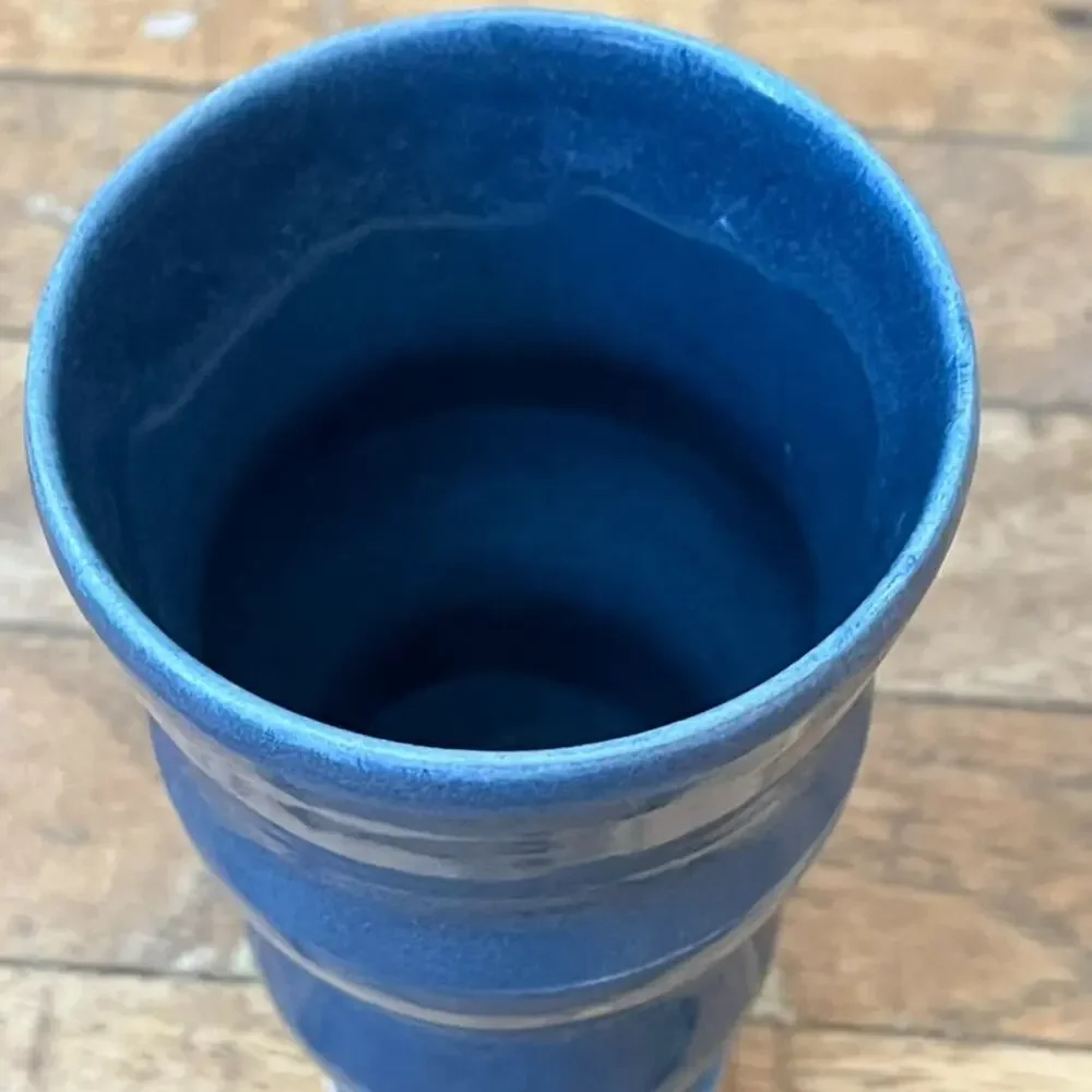Studio Art Pottery Ceramic Vase 5.75
